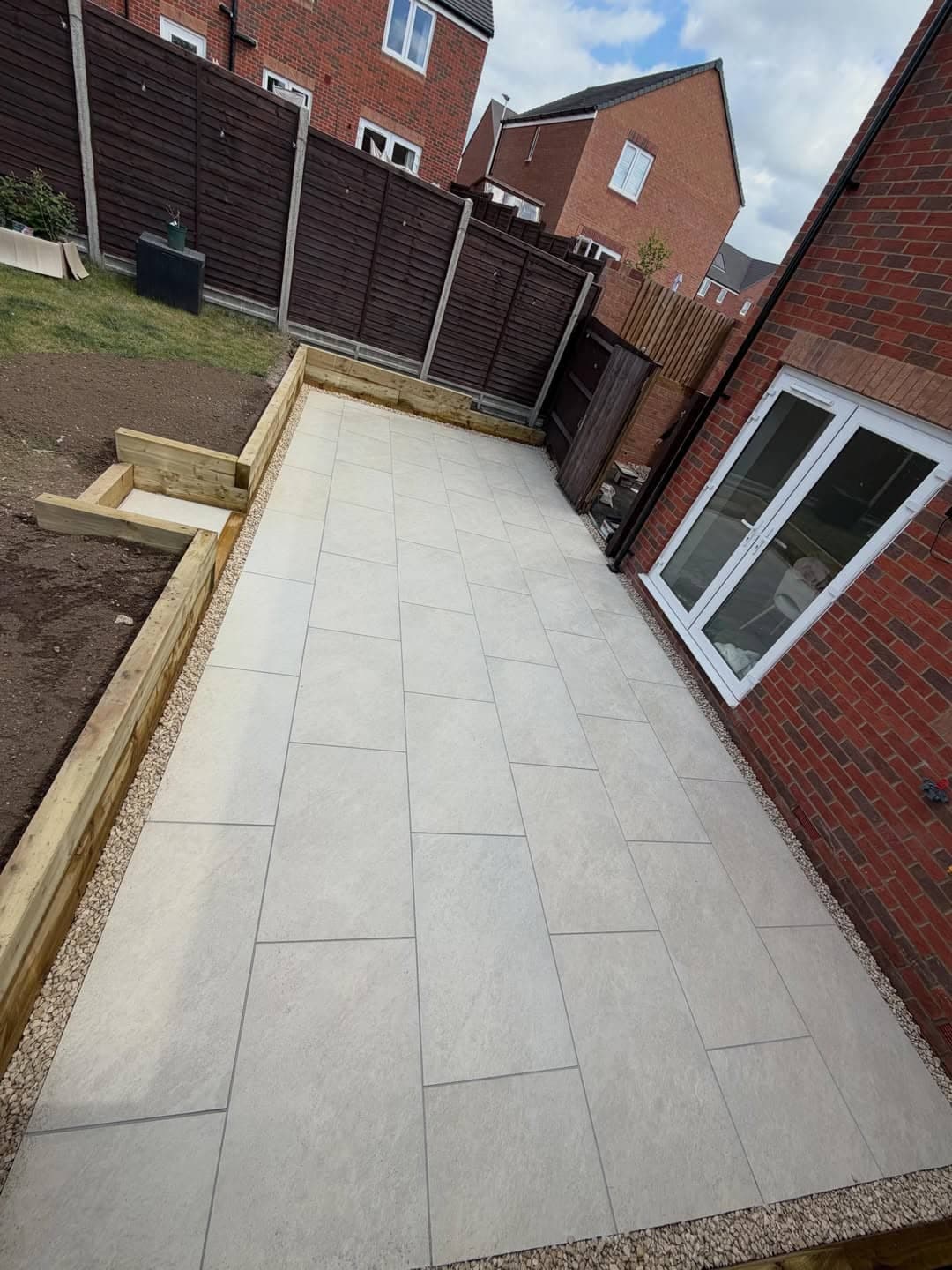 Quartz White Porcelain Patio & Sleeper Wall after photo 4